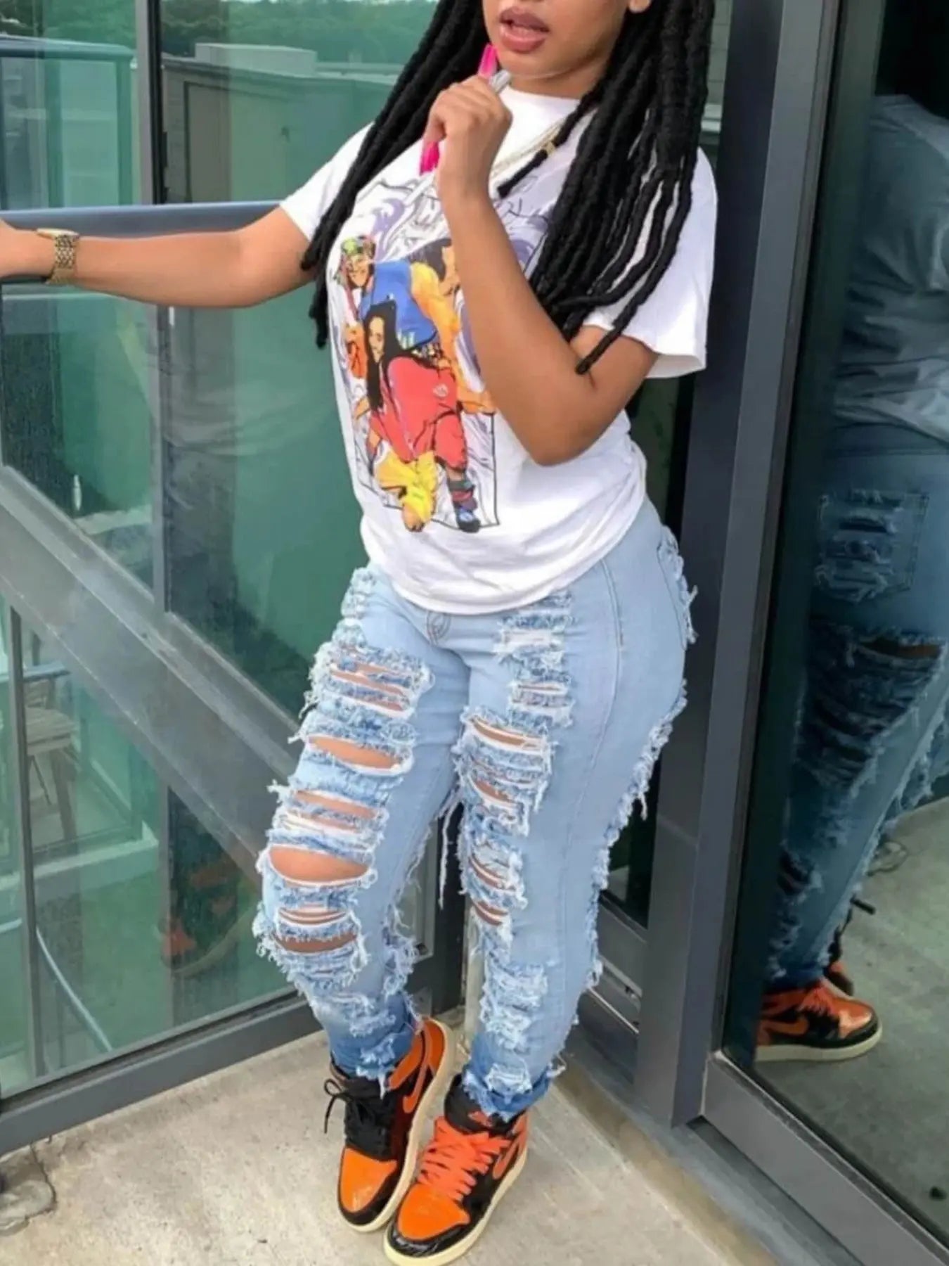 Women’s High-Waisted Washed Jeans – Elastic Fit Denim with Slanted Pockets Majesty Me Streetwear™