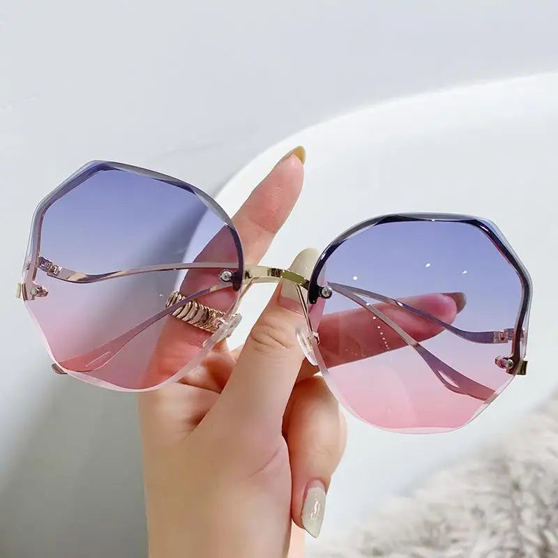 Rimless Sunglasses Women Metal Female Vintage Ladies Stylish Design Oversized Square Sun Glasses UV400 Majesty Me