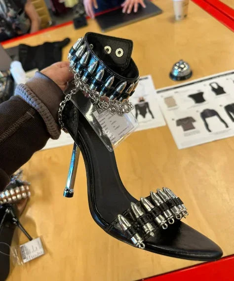 New Catwalk Bullet Chain Roman Sandals 2025 Ladies Stilettos Black/brown Summer Sexy Fashion Party Casual Open Toe Sandals Majesty Me