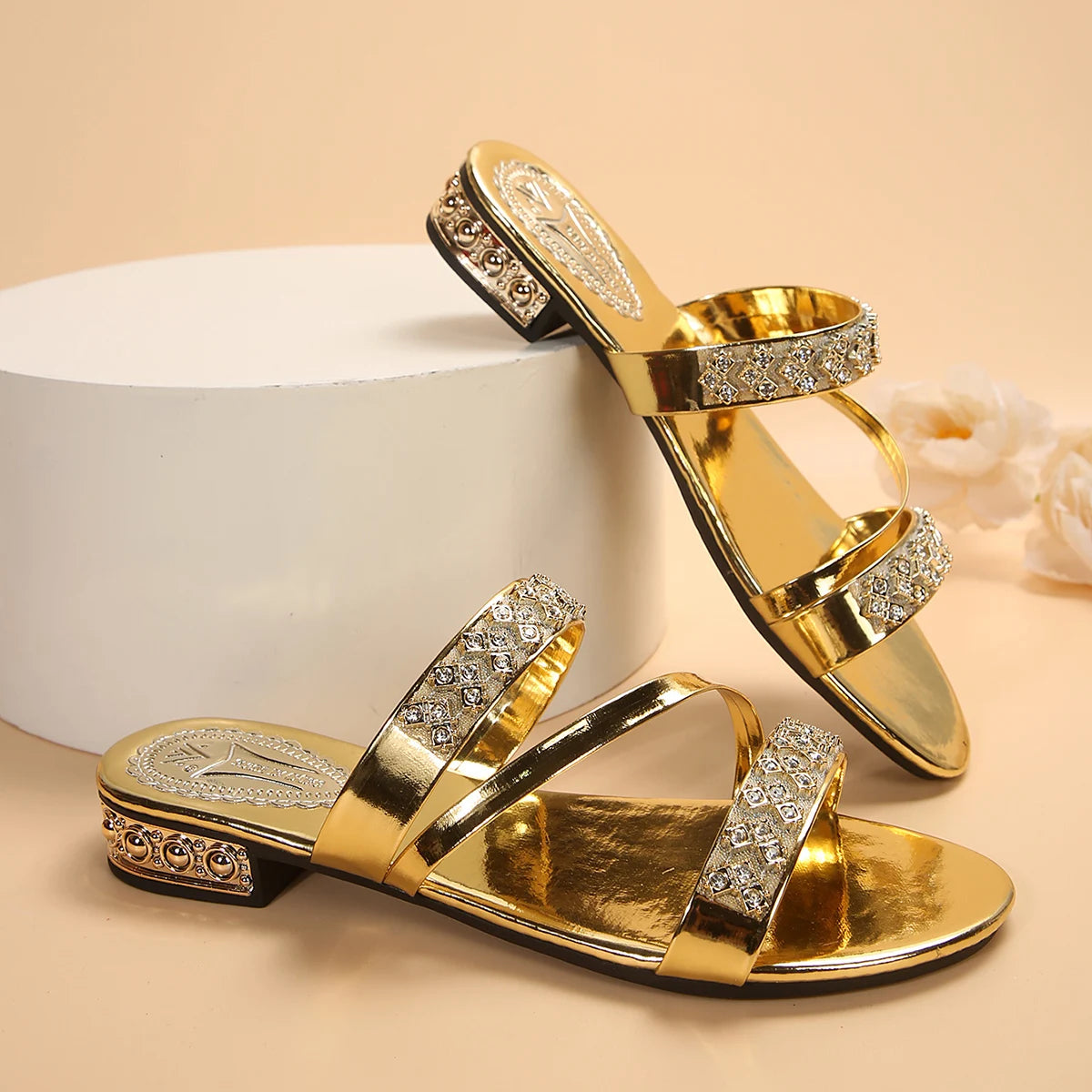 Summer New Women Slippers Medium Heel Thick Heel Slippers Open Toe High Heel Rhinestones Shoes Lightweight Sandals Slides Women Majesty Me
