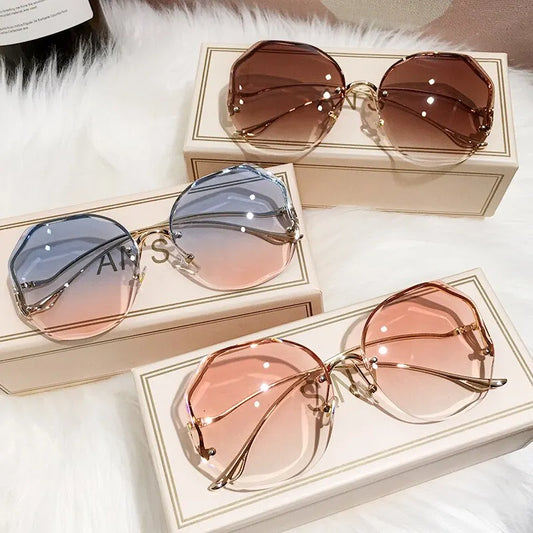 Rimless Sunglasses Women Metal Female Vintage Ladies Stylish Design Oversized Square Sun Glasses UV400 Majesty Me